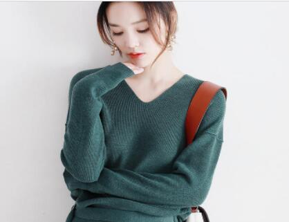 微商厂家货源韩版女装免费代理，一件代发。